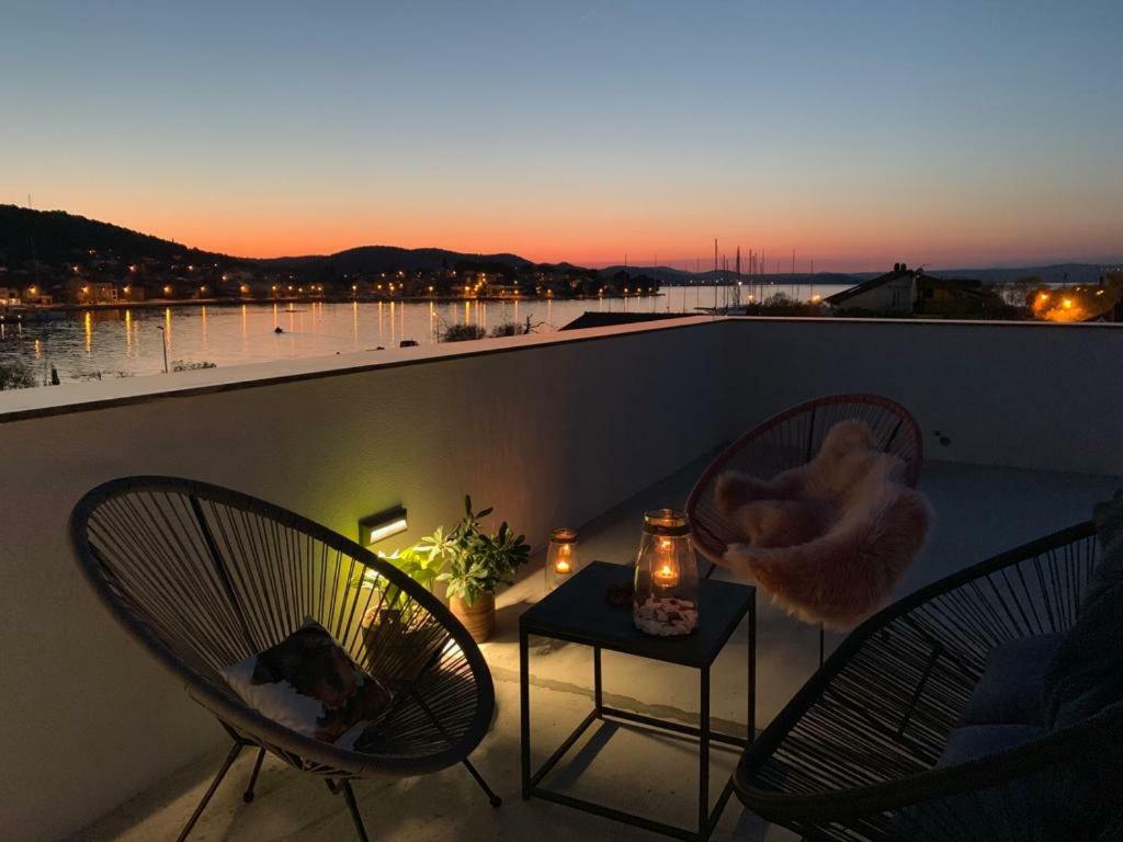 Modern Apartments Day Šibenik Buitenkant foto