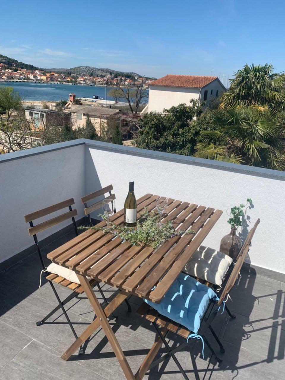 Modern Apartments Day Šibenik Buitenkant foto