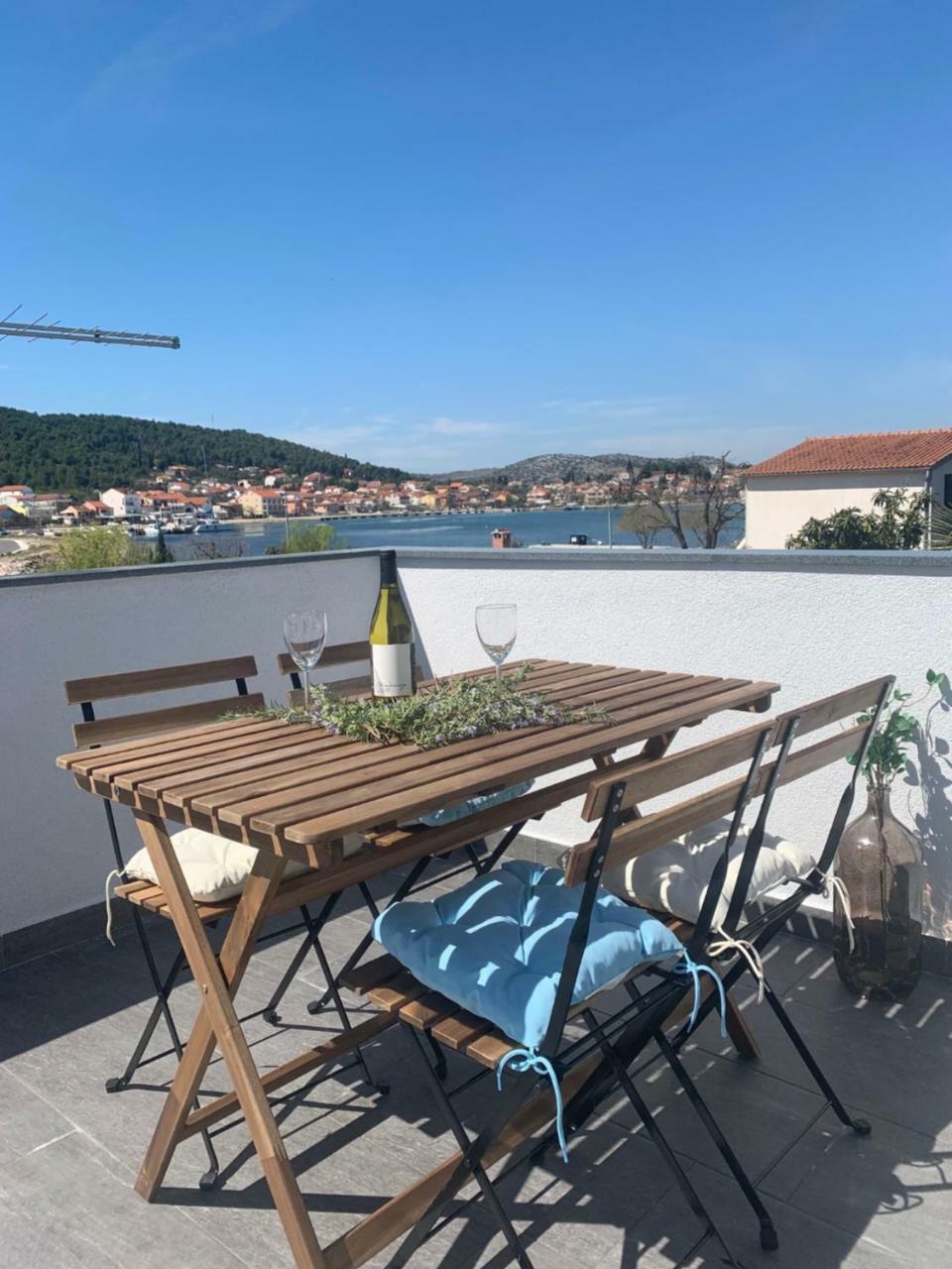 Modern Apartments Day Šibenik Buitenkant foto